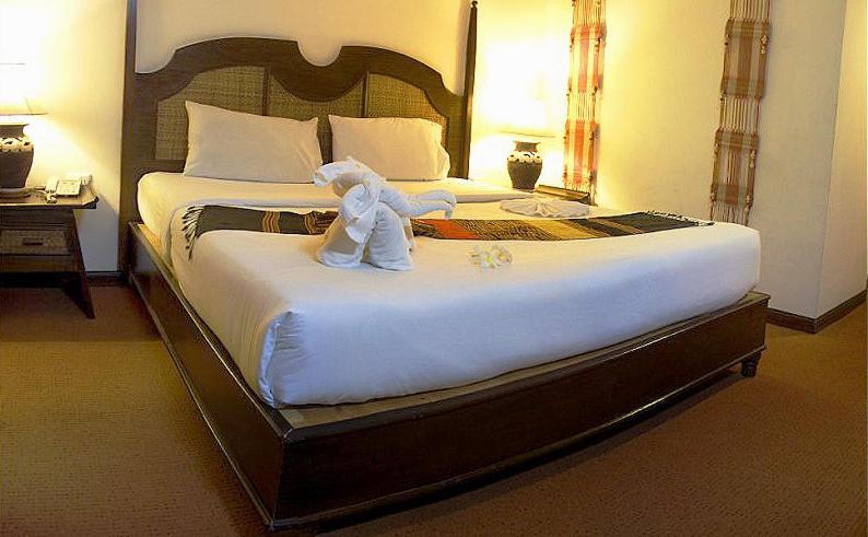 Phuphaya Resort Pattaya Cameră foto