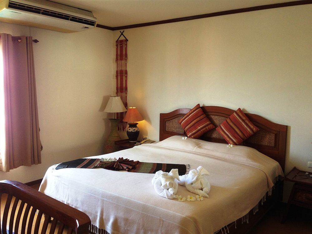 Phuphaya Resort Pattaya Exterior foto